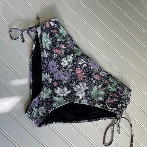 Time & Tru Floral Print High Rise Bikini 👙 Bottom Ruched Sides
